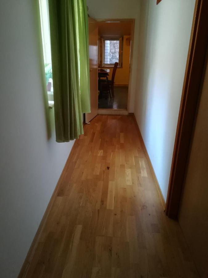 Inchy Accommodation - In The Center Of Diocletian'S Palace Сплит Екстериор снимка
