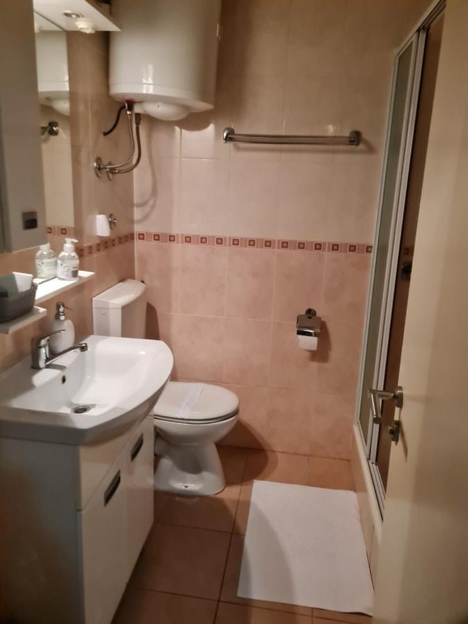 Inchy Accommodation - In The Center Of Diocletian'S Palace Сплит Екстериор снимка
