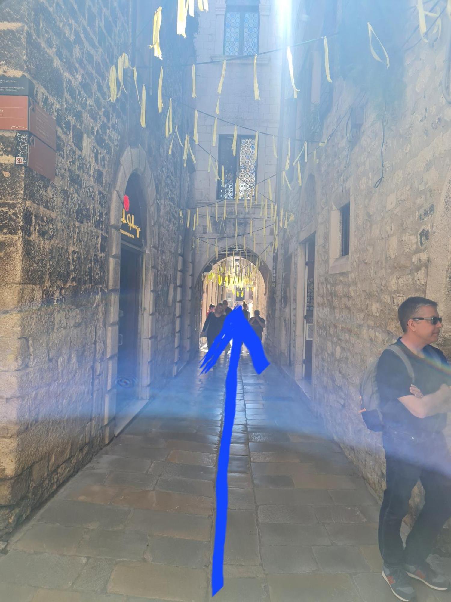 Inchy Accommodation - In The Center Of Diocletian'S Palace Сплит Екстериор снимка