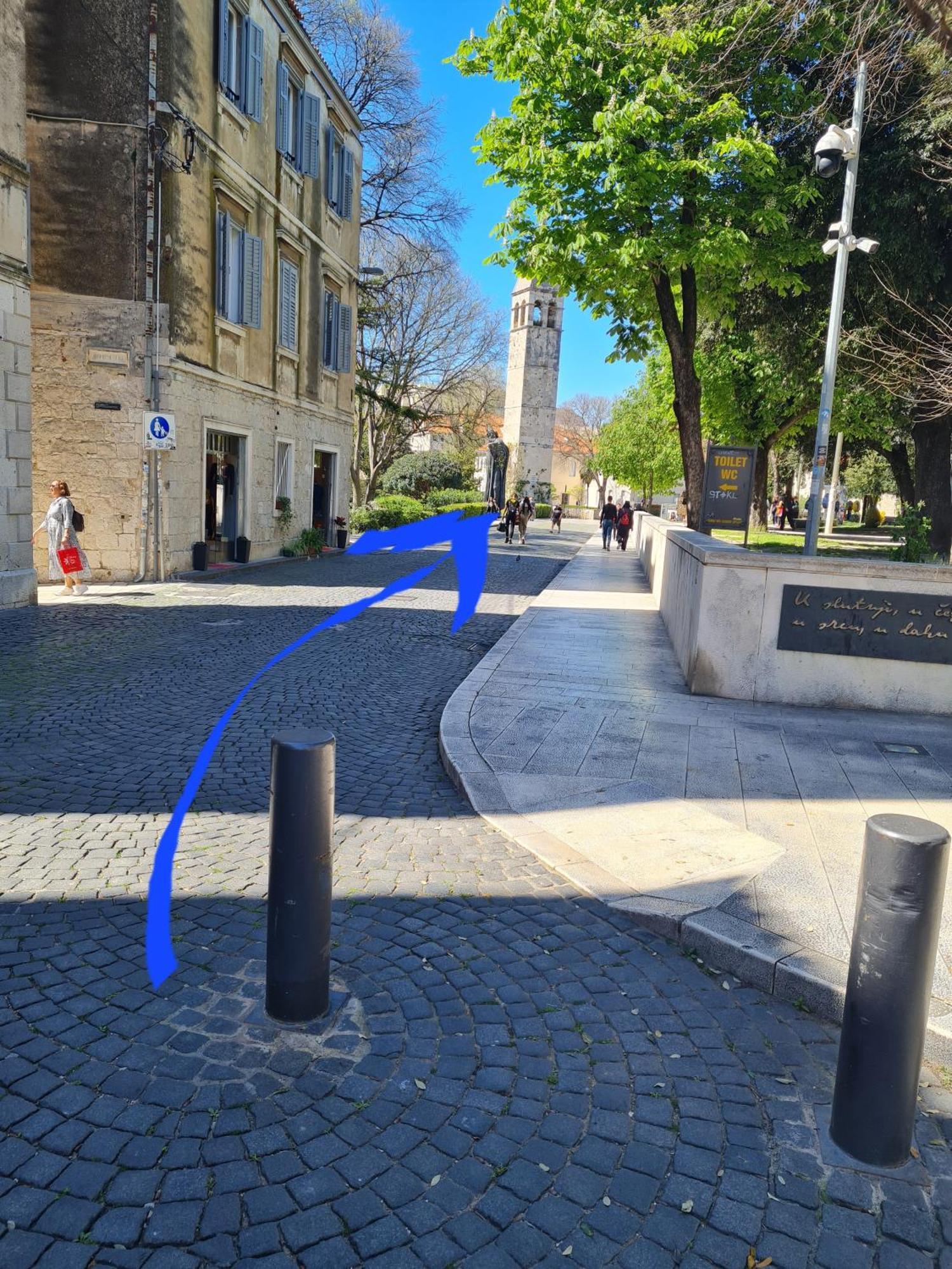 Inchy Accommodation - In The Center Of Diocletian'S Palace Сплит Екстериор снимка