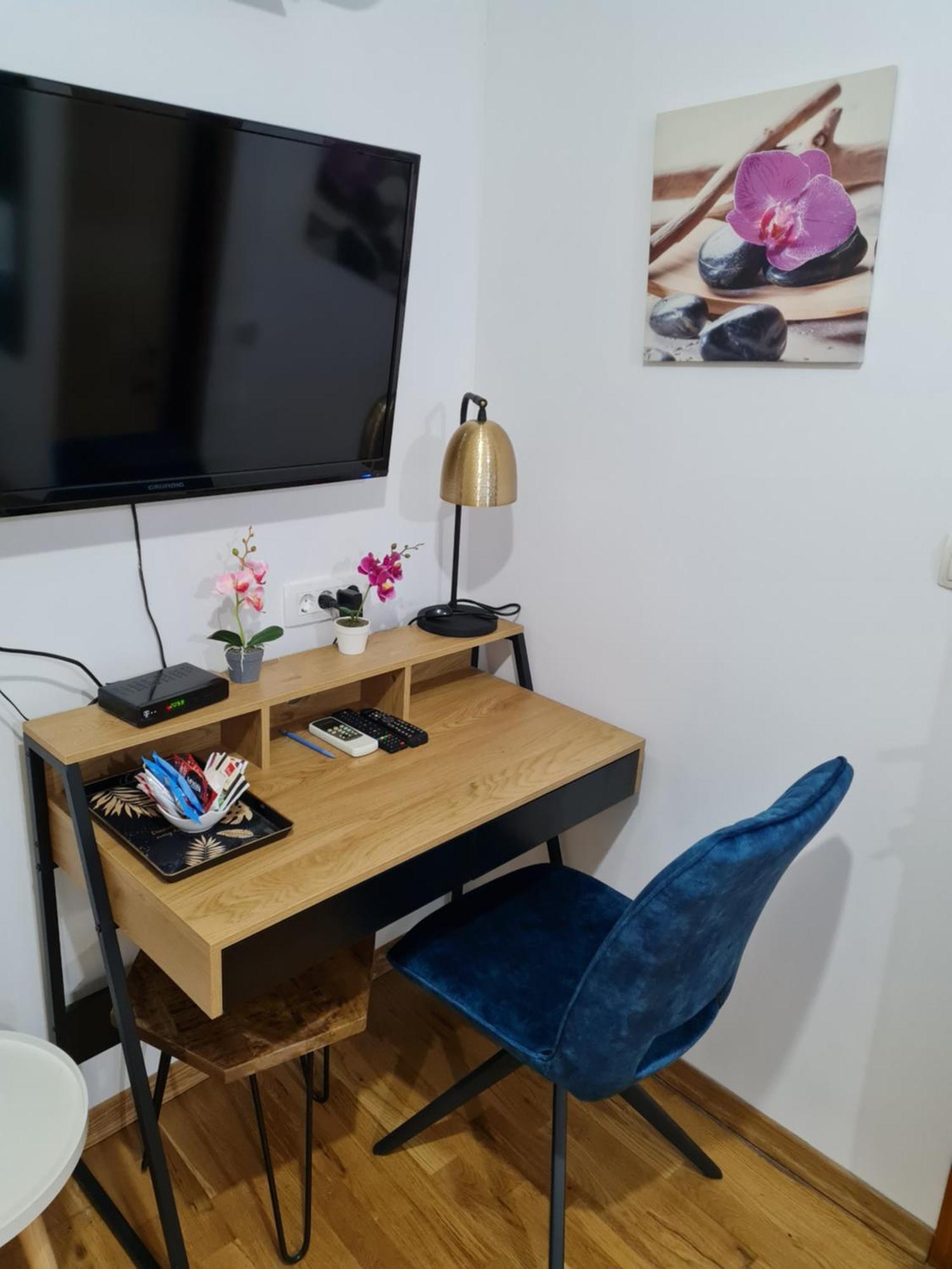 Inchy Accommodation - In The Center Of Diocletian'S Palace Сплит Екстериор снимка
