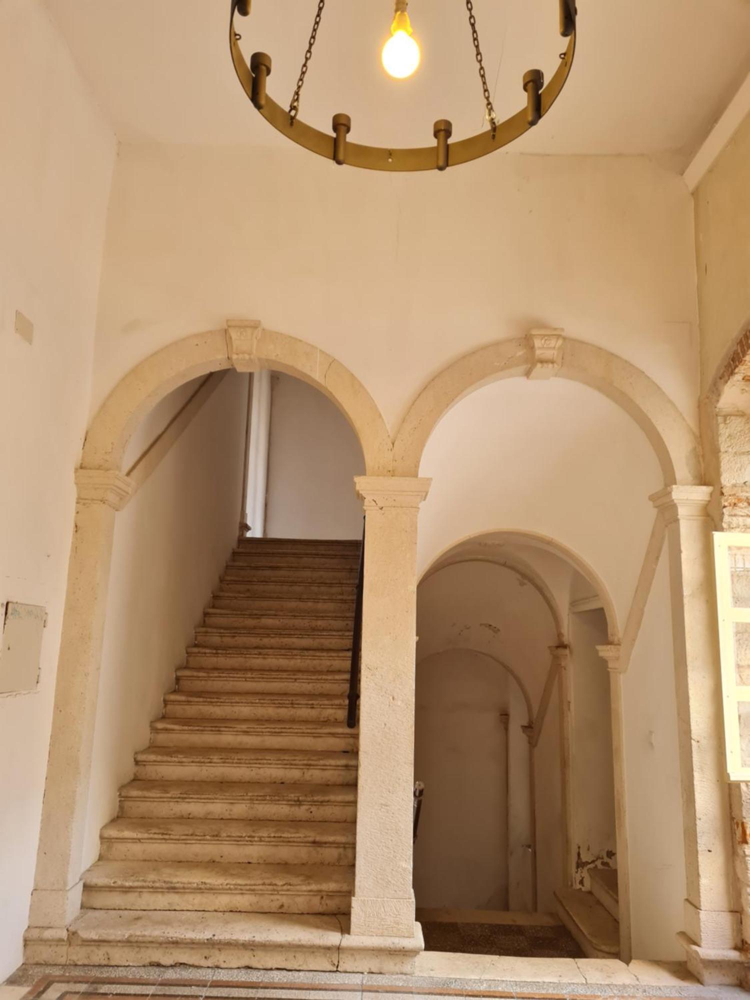 Inchy Accommodation - In The Center Of Diocletian'S Palace Сплит Екстериор снимка