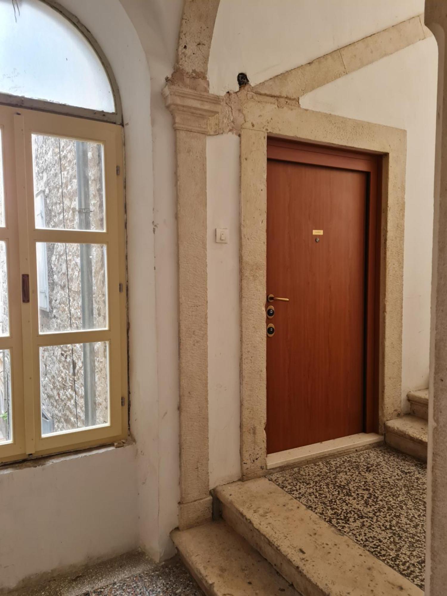 Inchy Accommodation - In The Center Of Diocletian'S Palace Сплит Екстериор снимка